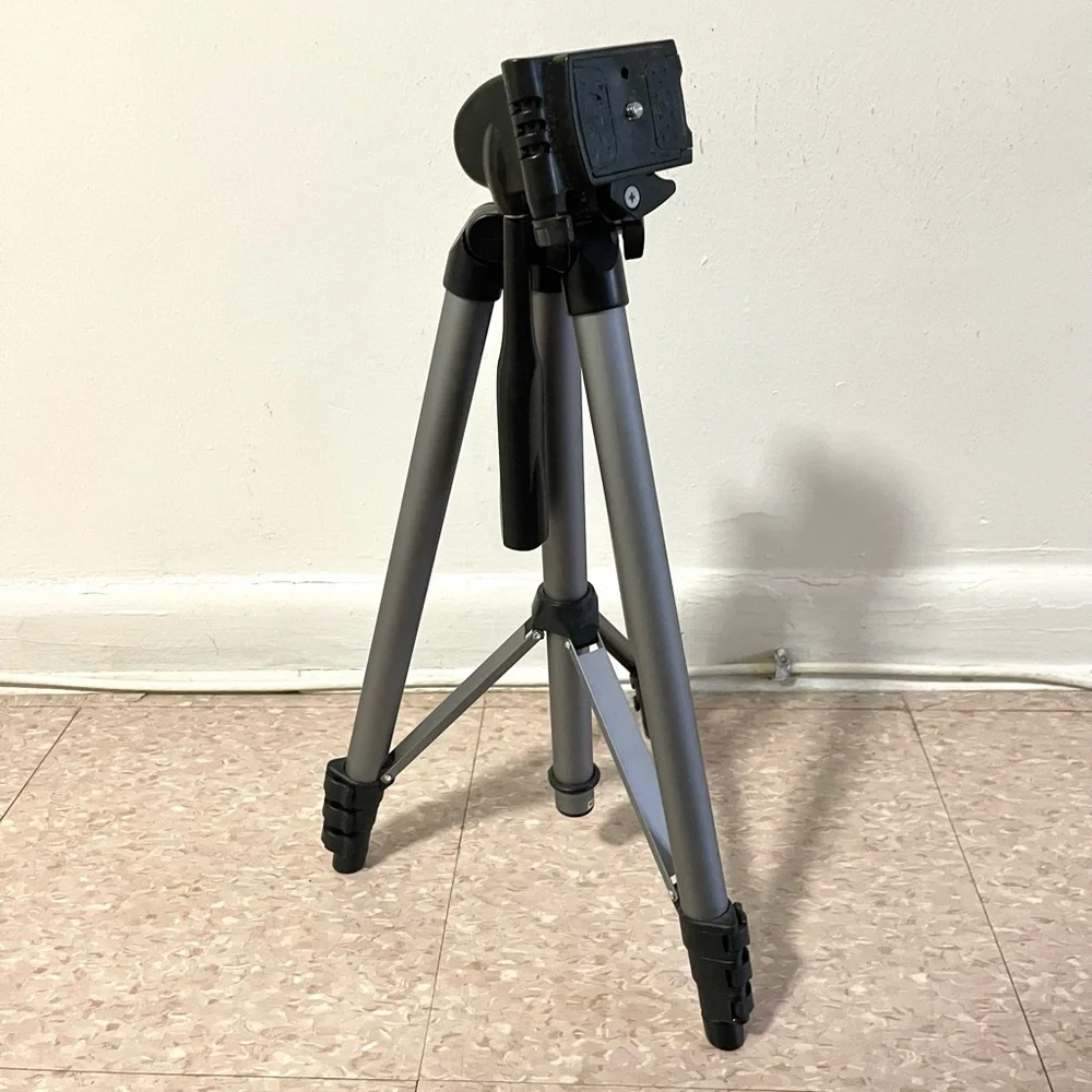 Promaster travel tripod